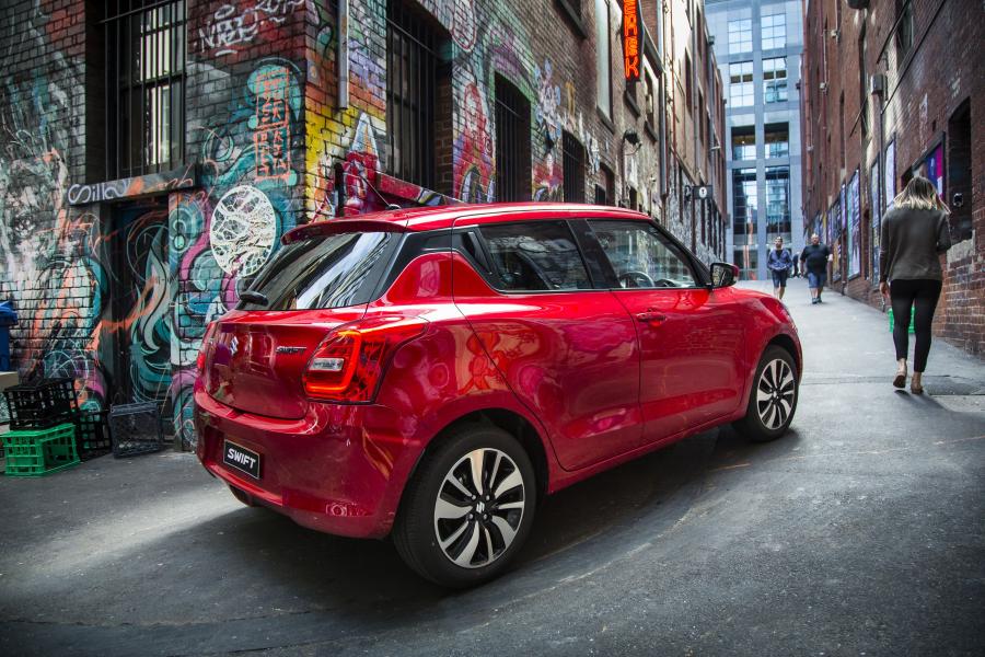  Suzuki Swift 2017 года  (AU) (фото 4 из 13)